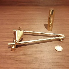 Experimento de fisica duplo cone lat�o